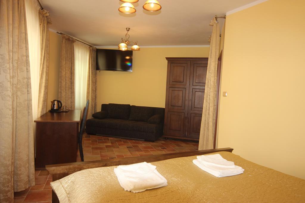 Hotel Pelikán Třeboň Quarto foto