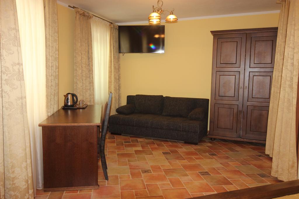 Hotel Pelikán Třeboň Quarto foto