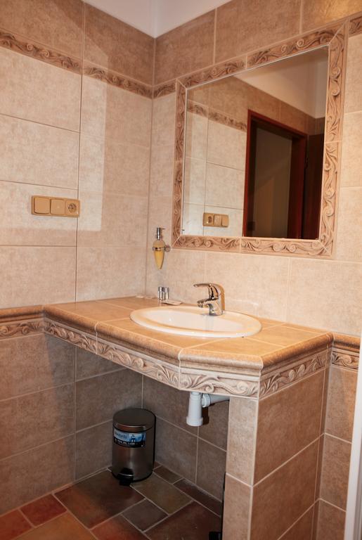 Hotel Pelikán Třeboň Quarto foto