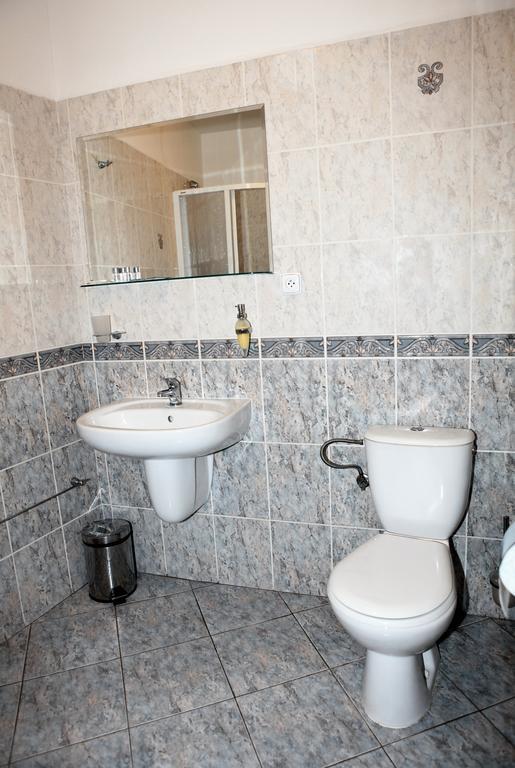 Hotel Pelikán Třeboň Quarto foto